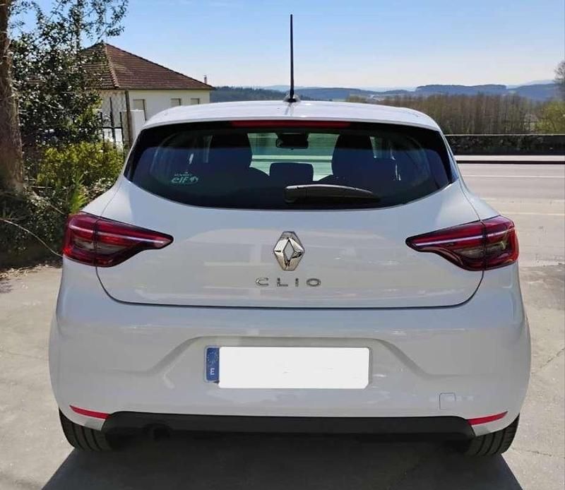 Käytetty Renault Clio V Business 86 HP (63 kW) 2020 Valkoinen Viistoperä
