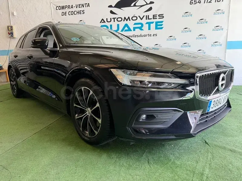 Usado Volvo V60 Summum 190 CV (139 kW) 2018 Negro Familiar