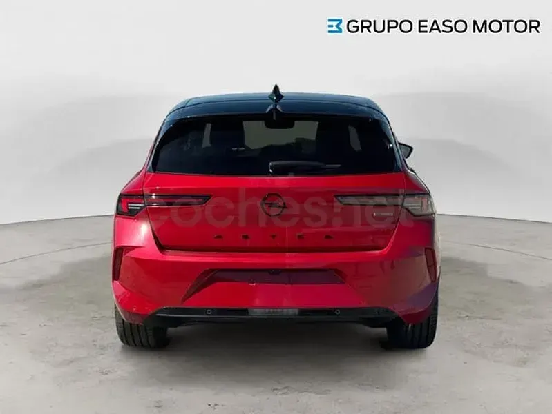 Nuevo Opel Astra 180 CV (132 kW) 2025 Rojo Utilitario