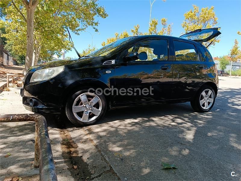 Negro Usado 2009 Chevrolet Aveo LS Berlina | 2590 € (Precio justo) - Imagen 1/4