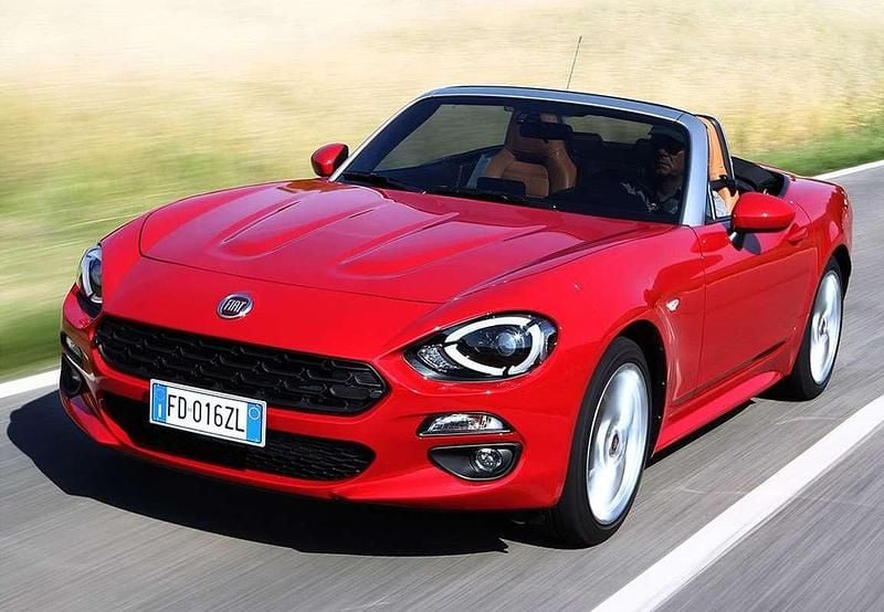 Usado Fiat 124 Spider Lusso 140 CV (102 kW) 2017 Negro Descapotable