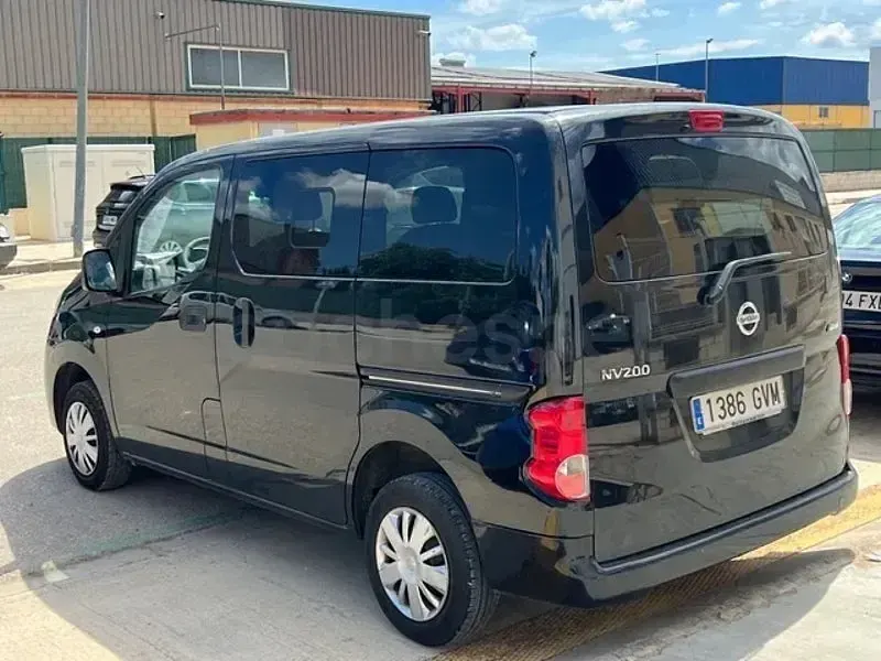 Usado Nissan Evalia 110 CV (80 kW) 2011 Negro Monovolumen