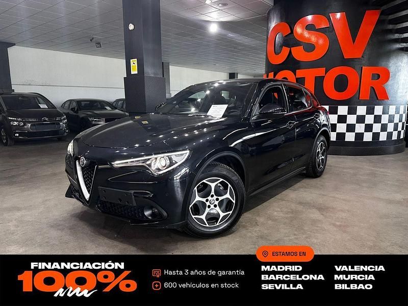 Negro Usado 2022 Alfa Romeo Stelvio Super SUV | 27.850 € (Buen precio) - Imagen 1/4