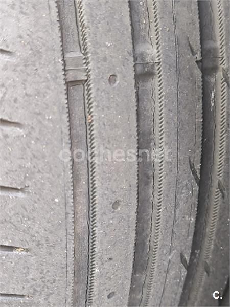 Usado Mercedes E270 Classic 170 CV (125 kW) 2002 Gris / plata Berlina