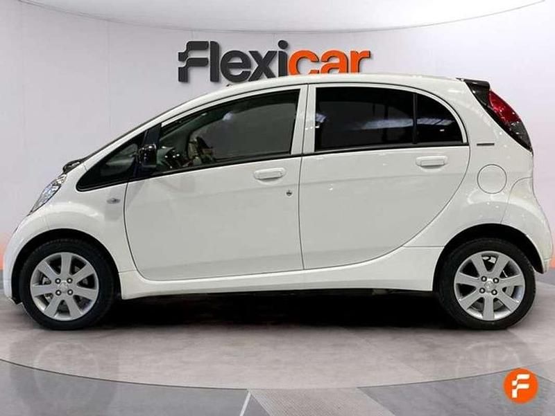 Usado Peugeot iON 49 kW (67 CV) 2017 Blanco Utilitario