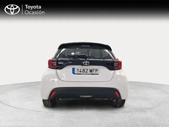 Usado Toyota Yaris Edition 125 CV (91 kW) 2023 Blanco Utilitario