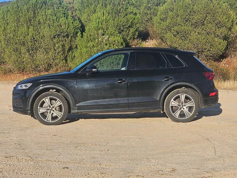 Usado Audi Q5 190 CV (139 kW) 2018 Negro SUV