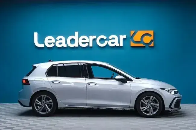 Usado VW Golf VII R-line 151 CV (111 kW) 2021 Gris / plata Utilitario