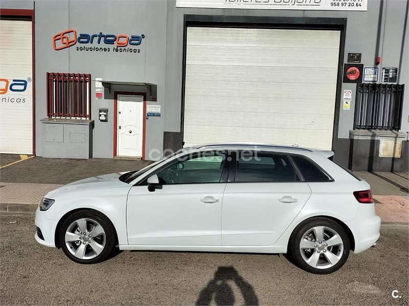 Blanco Usado 2015 Audi A3 Ambition Berlina | 15.490 € (Precio justo) - Imagen 1/4