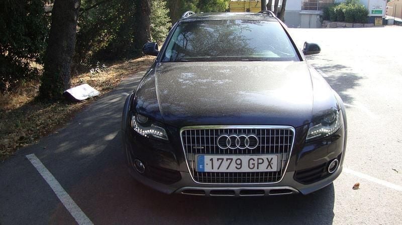 Usado Audi A4 Allroad 240 CV (176 kW) 2009 Grisnegro Familiar