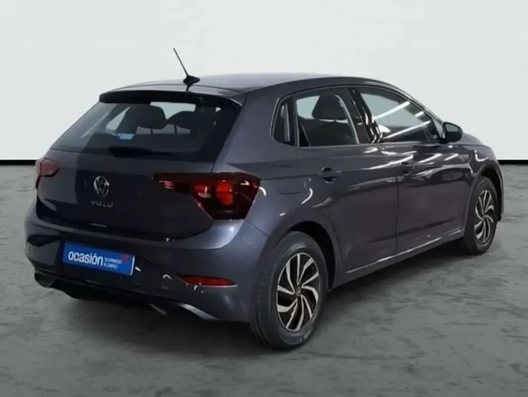 Nuevo VW Polo 95 CV (69 kW) 2026 Gris Utilitario