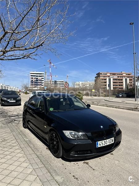 Usado BMW 318 129 CV (94 kW) 2008 Negro Berlina