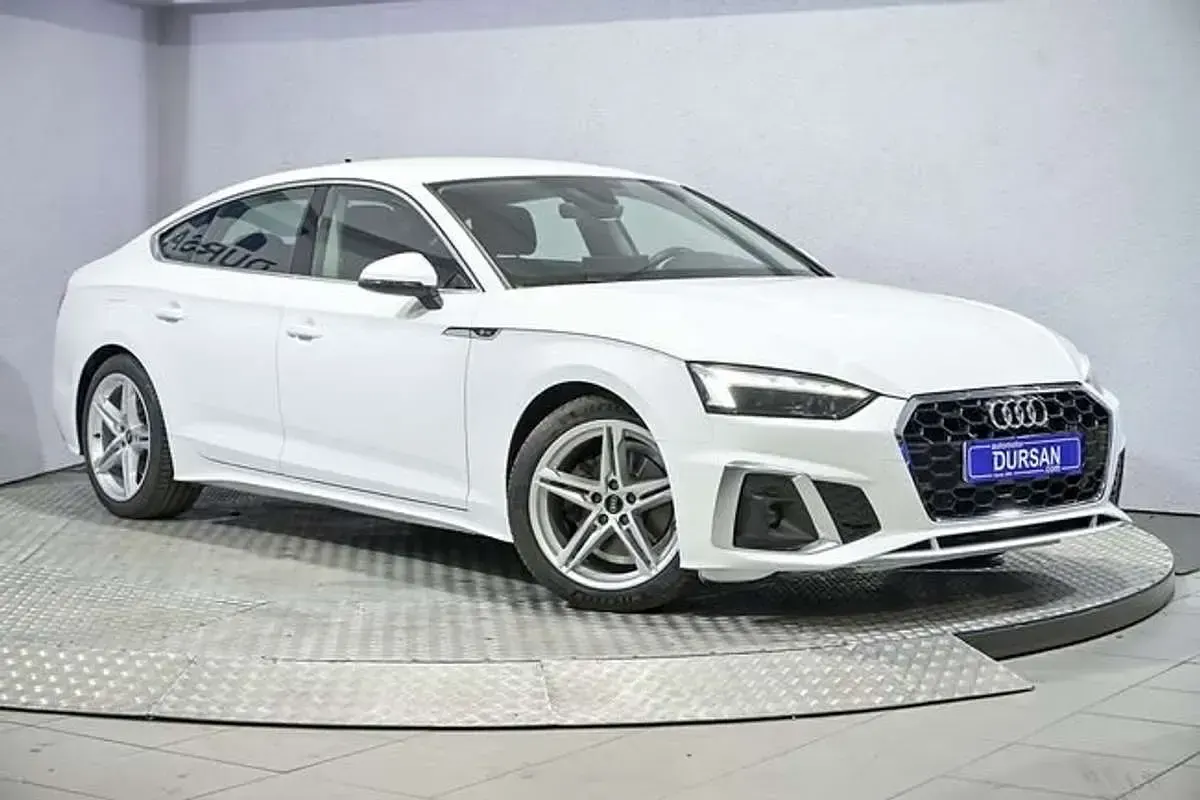 Usado Audi A5 S-Line 163 CV (119 kW) 2022 Blanco Coupe