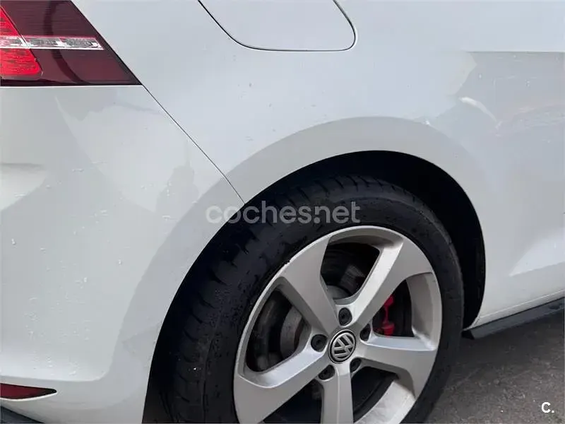 Usado VW Golf VII GTI 220 CV (161 kW) 2016 Blanco Berlina