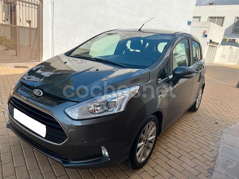 Gris / plata Usado 2016 Ford B-MAX Titanium X Monovolumen | 8990 € (Precio justo) - Imagen 1/4