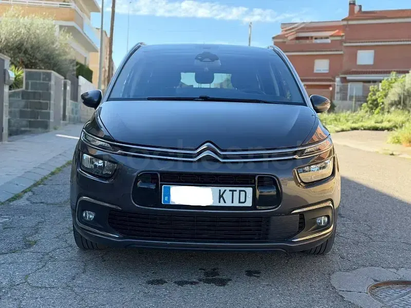 Usado Citroën C4 SpaceTourer Feel 163 CV (119 kW) 2019 Gris / plata Monovolumen
