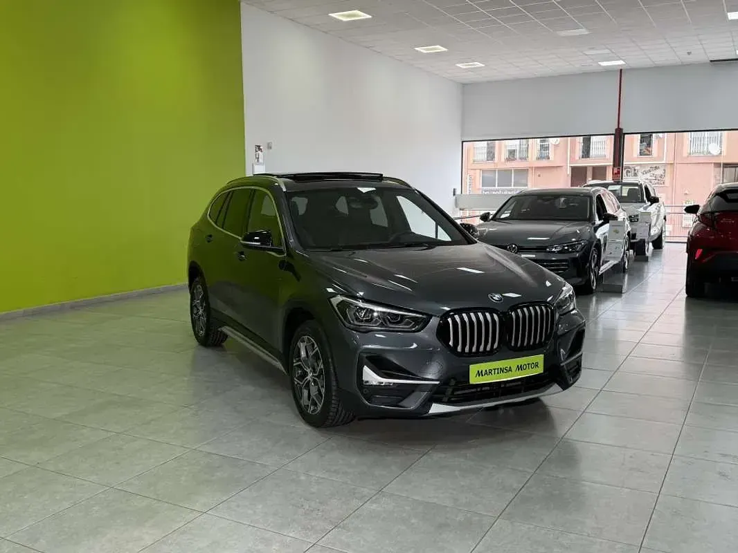 Usado BMW X1 150 CV (110 kW) 2021 Gris SUV