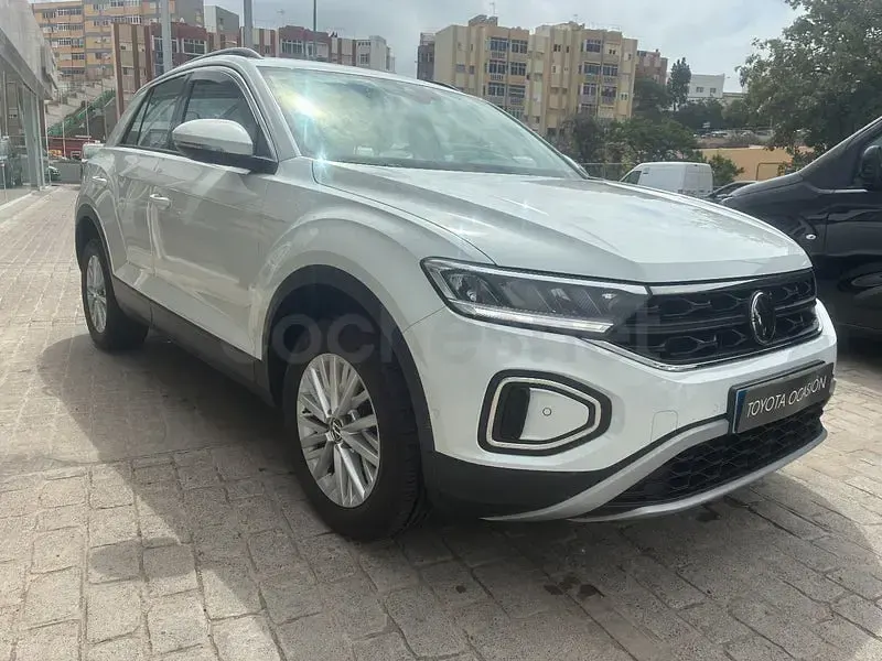 Usado VW T-Roc Advance 110 CV (80 kW) 2022 Blanco SUV