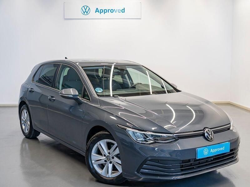 Gris Usado 2024 VW Golf VIII Life | 27.500 € (Precio justo) - Imagen 1/4