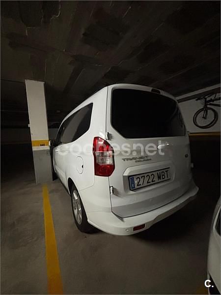 Usado Ford Tourneo Courier Sport 100 CV (73 kW) 2022 Blanco Monovolumen