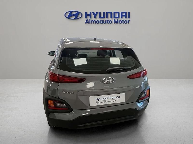 Usado Hyundai Kona 120 CV (88 kW) 2020 Gris SUV
