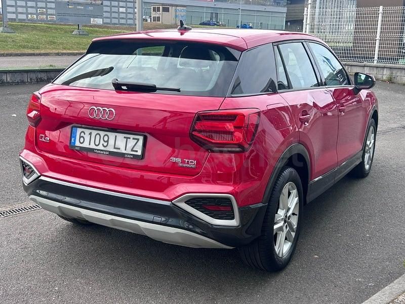 Usado Audi Q2 Advanced Plus 150 CV (110 kW) 2021 Rojo SUV