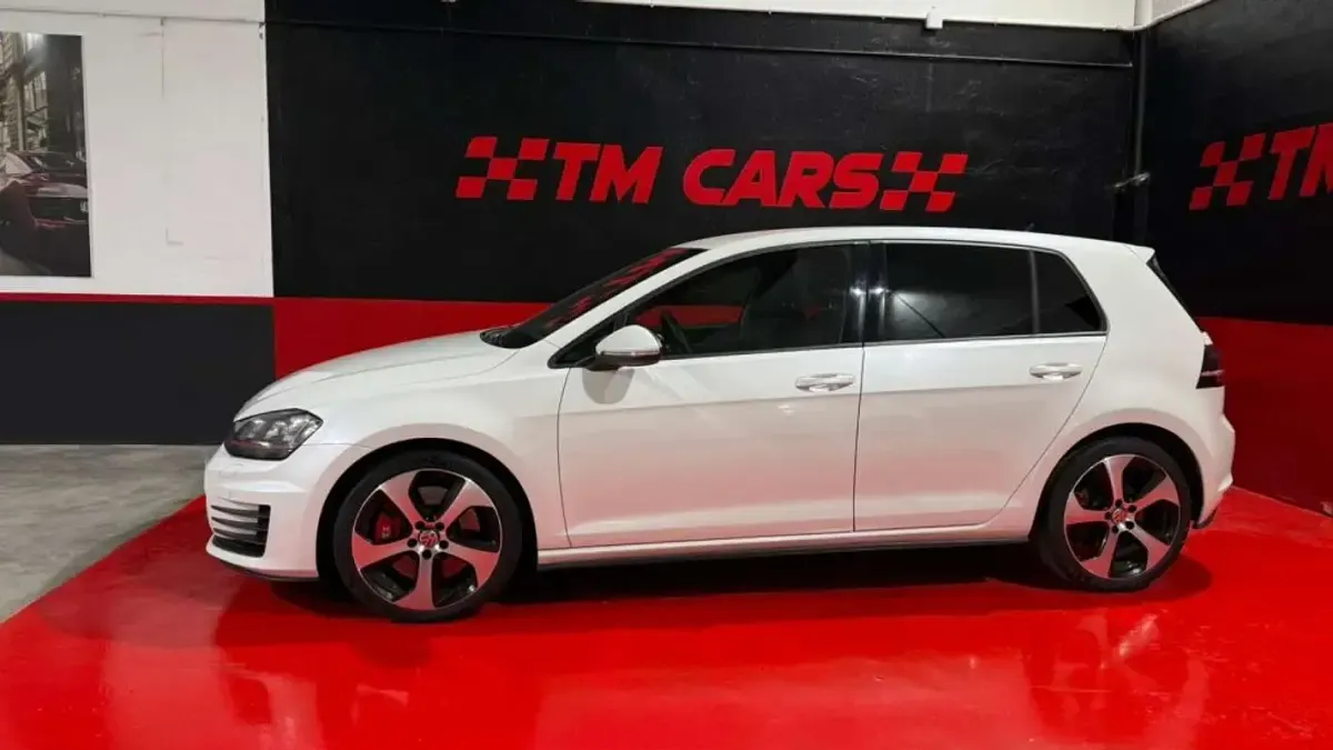 Usado VW Golf VII GTI 230 CV (169 kW) 2016 Blanco Utilitario