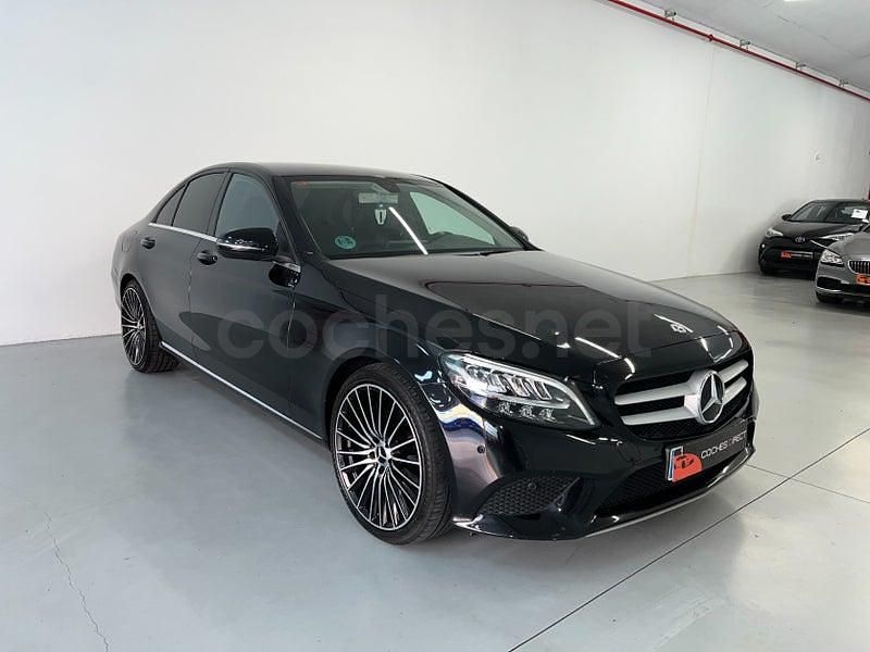 Usado Mercedes C200 160 CV (117 kW) 2020 Negro Berlina