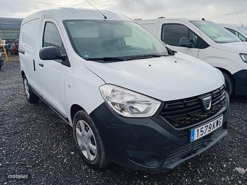 Usado Dacia Dokker 75 CV (55 kW) 2019 Blanco Monovolumen