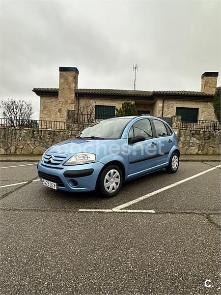 Usado Citroën C3 75 CV (55 kW) 2006 Azul Berlina