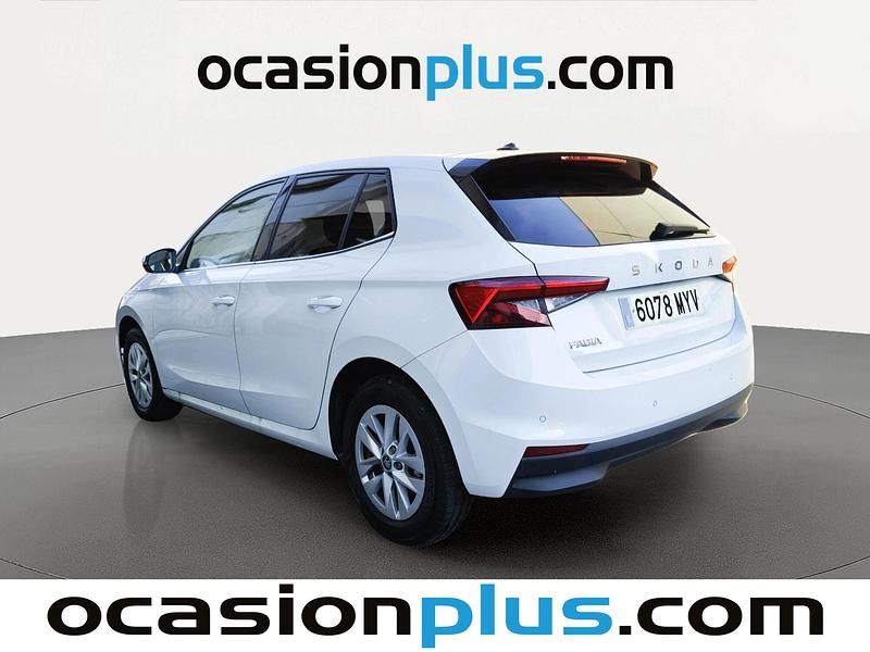 Usado Skoda Fabia Selection 95 CV (69 kW) 2025 Blanco Berlina