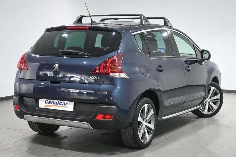 Usado Peugeot 3008 Allure 115 CV (84 kW) 2014 Azul Monovolumen