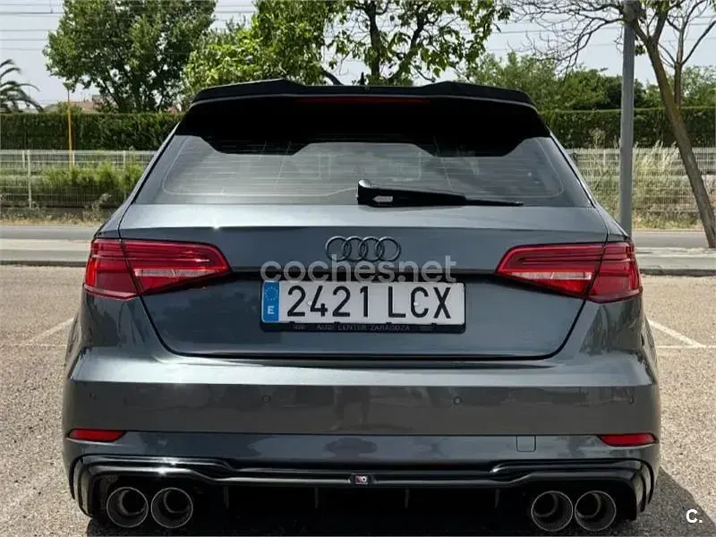 Usado Audi A3 S-Line 116 CV (85 kW) 2019 Gris / plata Berlina