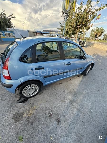 Usado Citroën C3 75 CV (55 kW) 2006 Azul Berlina