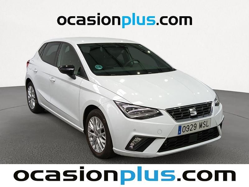 Usado Seat Ibiza FR 116 CV (85 kW) 2024 Blanco Utilitario