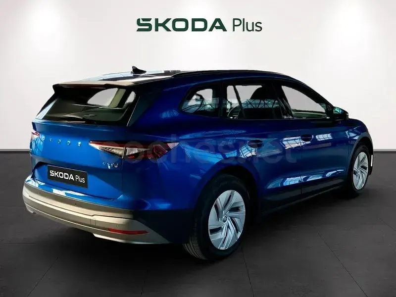 Usado Skoda Enyaq iV 132 kW (180 CV) 2022 Azul SUV