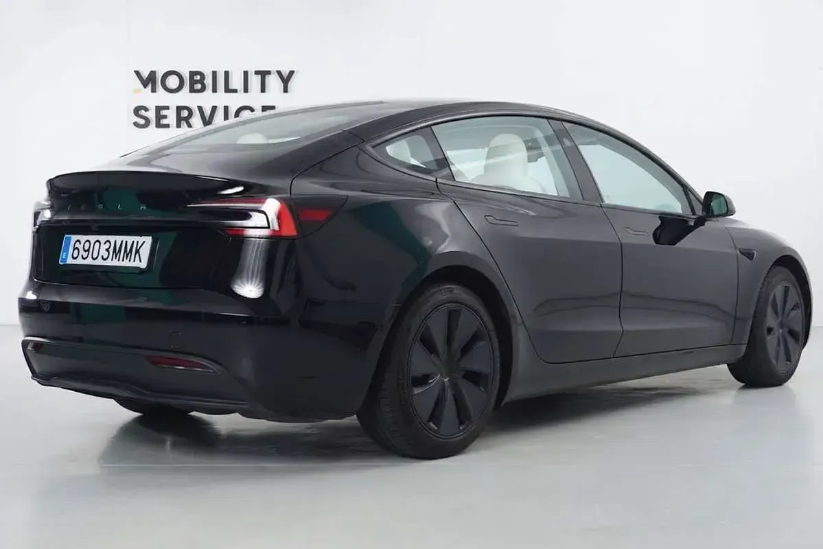 Usado Tesla Model 3 RWD 208 kW (283 CV) 2023 Negro Berlina