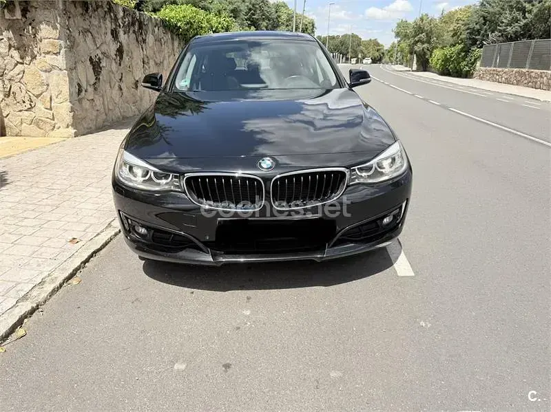 Usado BMW 320 Gran Turismo Comfort Edition 184 CV (135 kW) 2014 Negro Berlina
