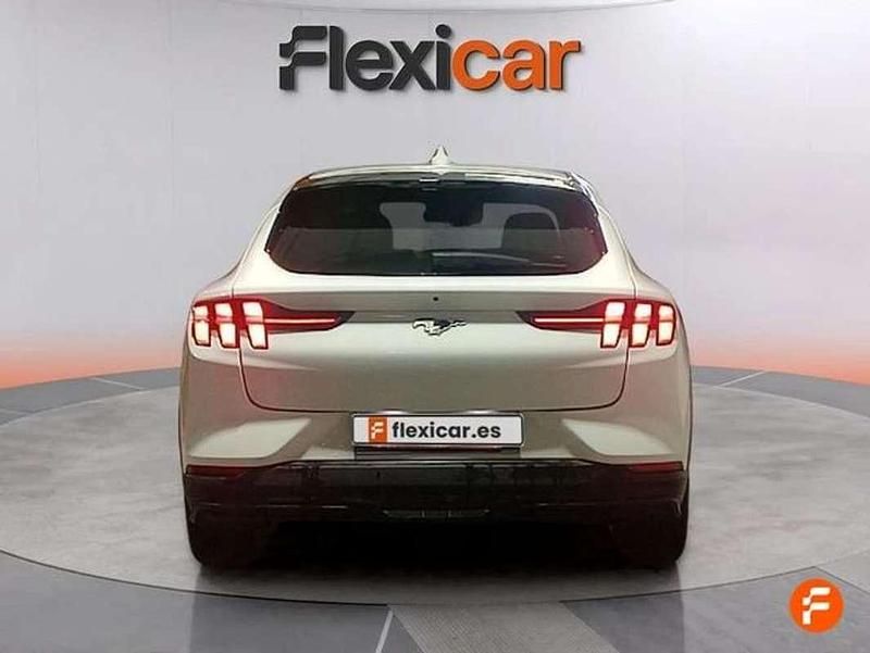 Usado Ford Mustang Mach-E 197 kW (269 CV) 2022 Blanco SUV