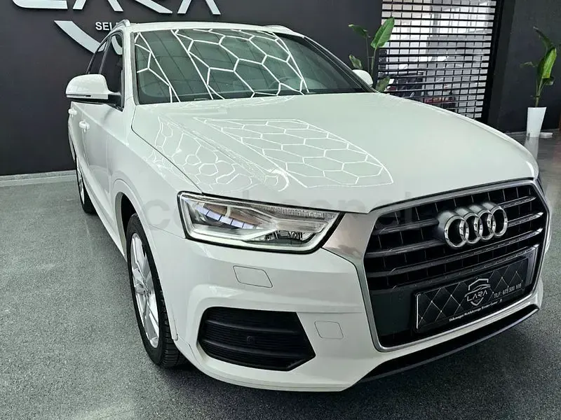 Usado Audi Q3 Sport 150 CV (110 kW) 2016 Blanco SUV
