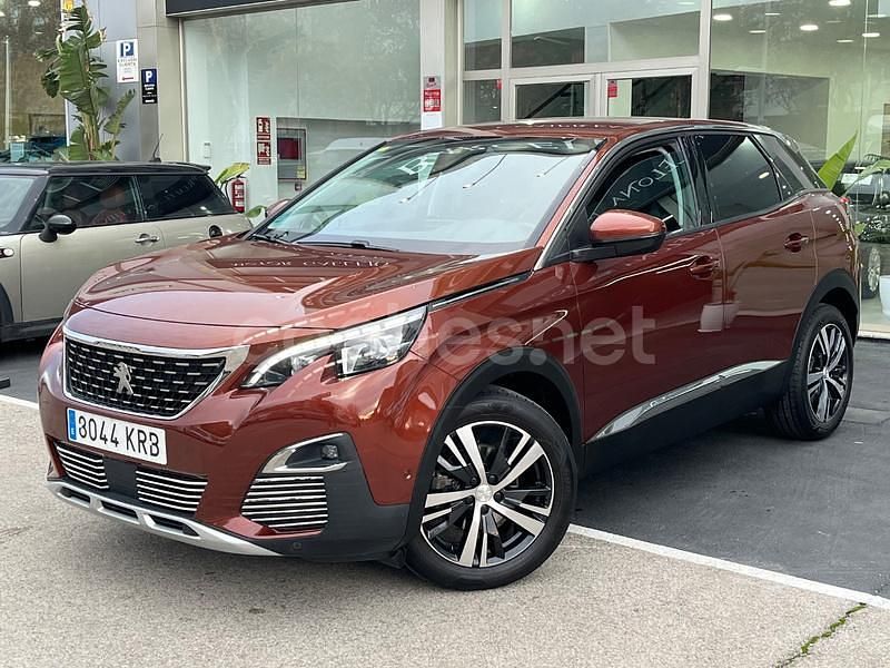 Usado Peugeot 3008 Allure 130 CV (95 kW) 2018 Naranja SUV