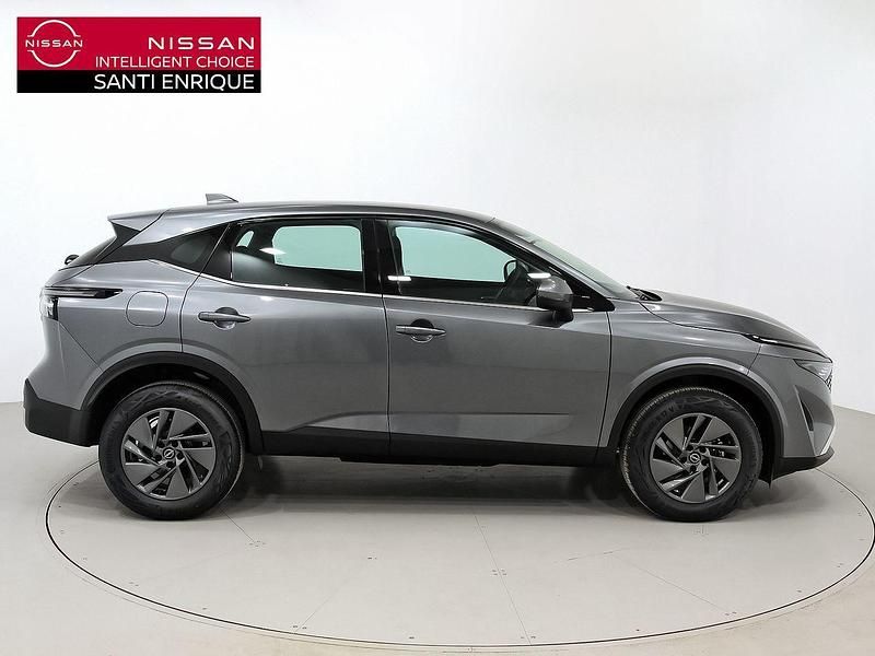 Usado Nissan Qashqai Acenta 140 CV (102 kW) 2025 Gris SUV