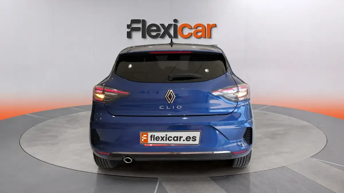 Usado Renault Clio V Techno 90 CV (66 kW) 2025 Azul Berlina