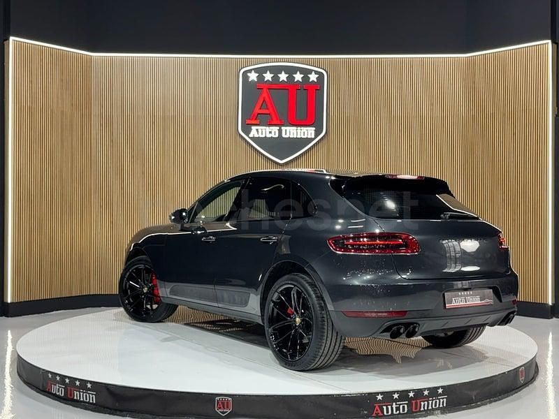 Käytetty Porsche Macan S 258 HP (189 kW) 2017 Harmaa Katumaasturi