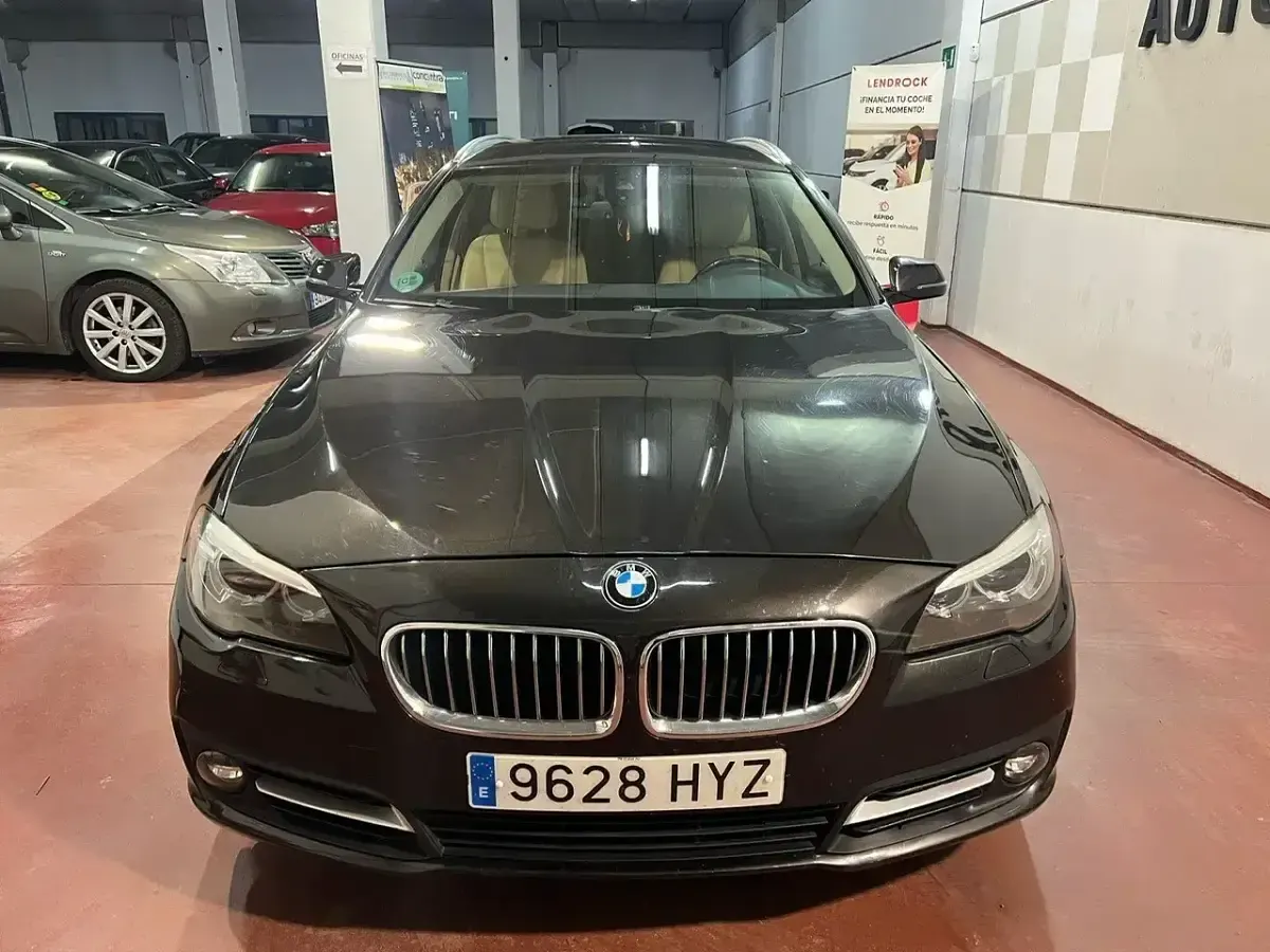 Używany BMW 520 190 KM (139 kW) 2014 Czarny Kombi