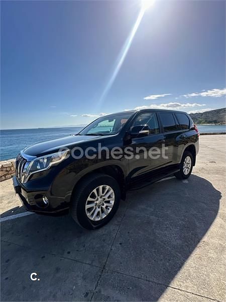 Usado Toyota Land Cruiser 190 CV (139 kW) 2015 Negro SUV