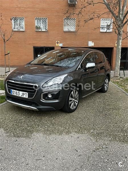 Usado Peugeot 3008 Style 120 CV (88 kW) 2016 Negro Berlina