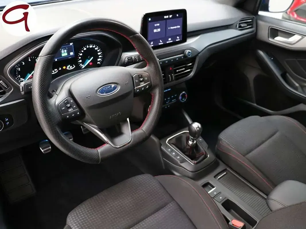 Usado Ford Focus ST-Line 125 CV (91 kW) 2023 Azul Utilitario