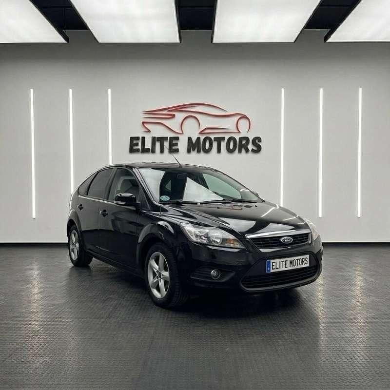 Usado Ford Focus 109 CV (80 kW) 2009 Negro Utilitario