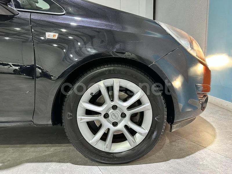 Usado Opel Corsa 90 CV (66 kW) 2008 Negro Berlina